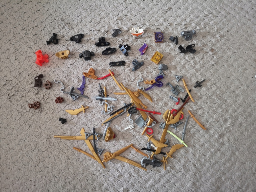 LEGO broń i pancerze do minifigurek