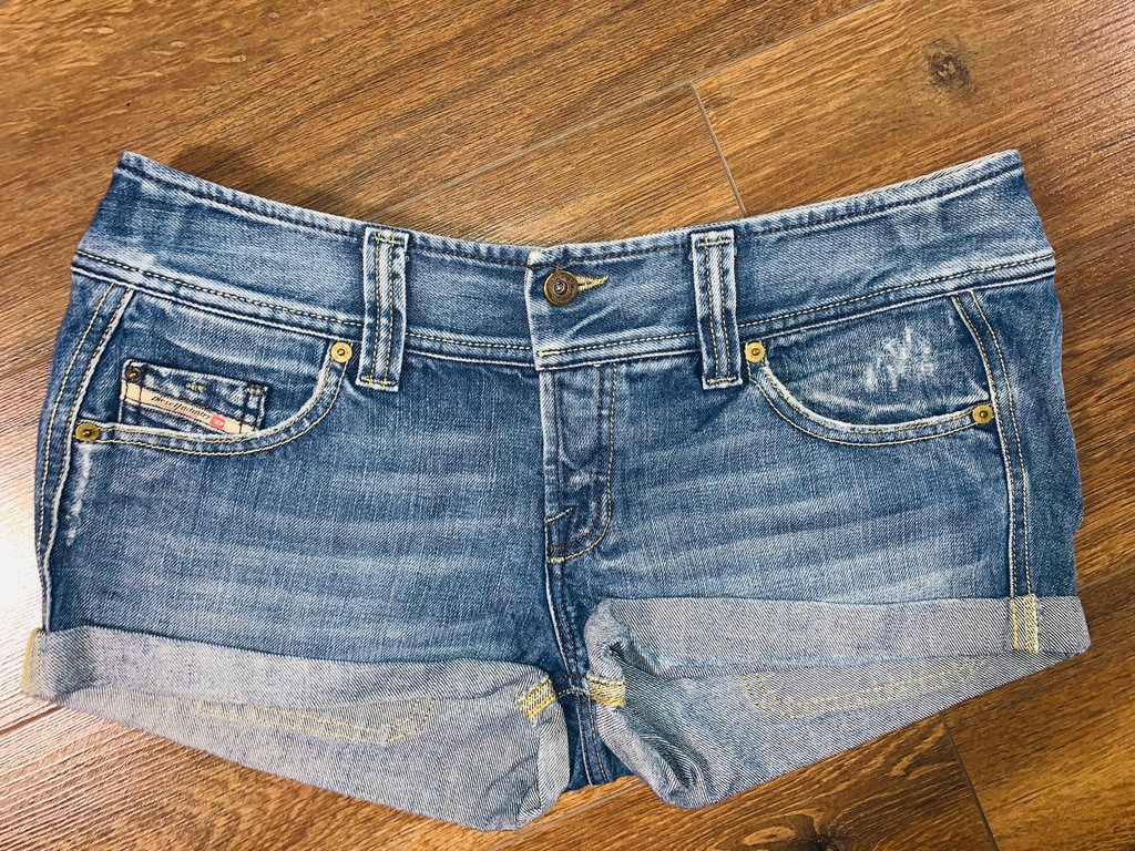 Szorty krótkie spodenki jeansy Diesel 31/32