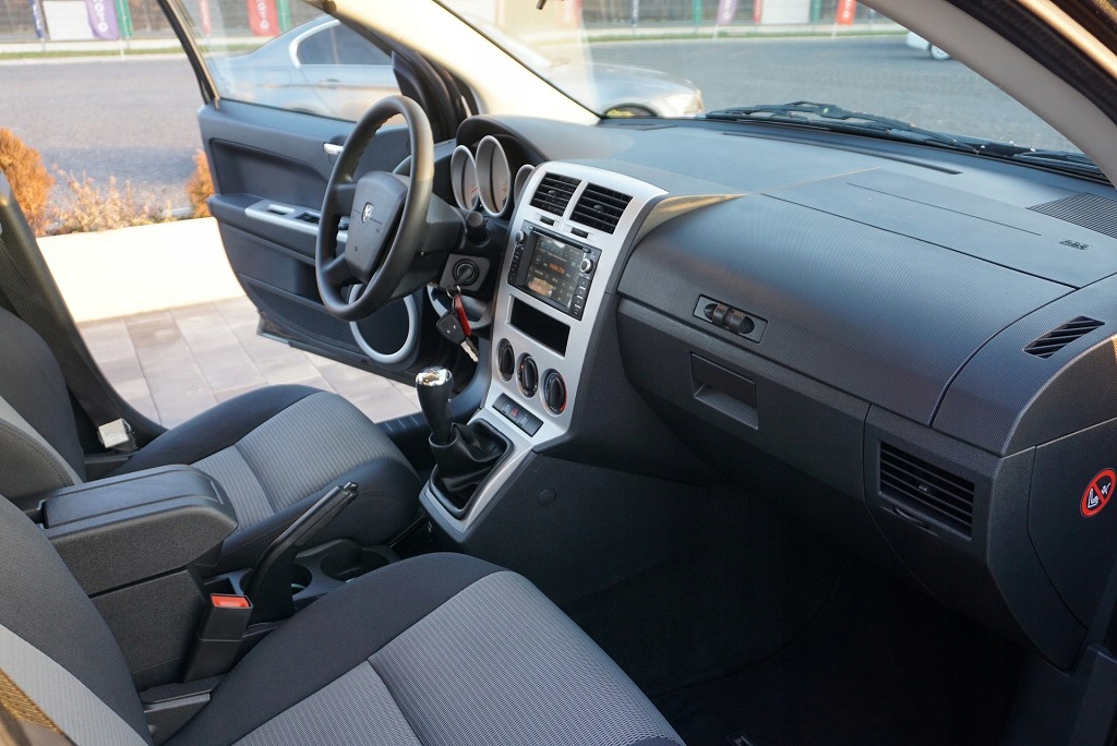 Купить Dodge Caliber Alu, Кондиционер, Навигация, Камера, Bluetooth,: отзывы, фото, характеристики в интерне-магазине Aredi.ru