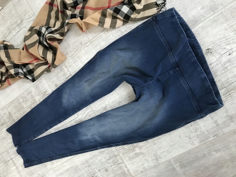 RIVER ISLAND___rurki HIGT WAIST JEANS__44 XXL