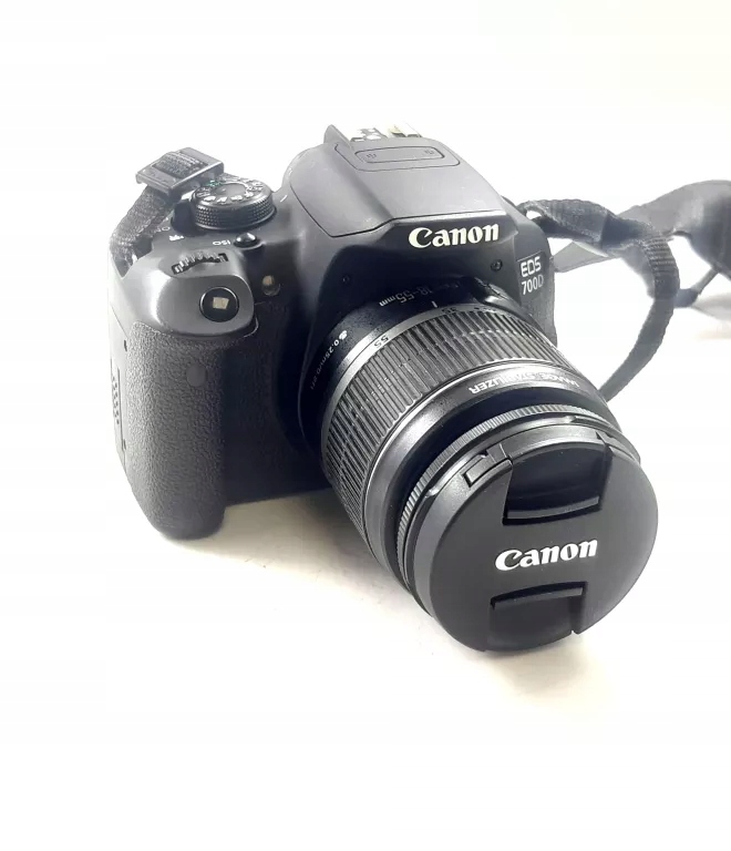 APARAT CANON EOS 700D