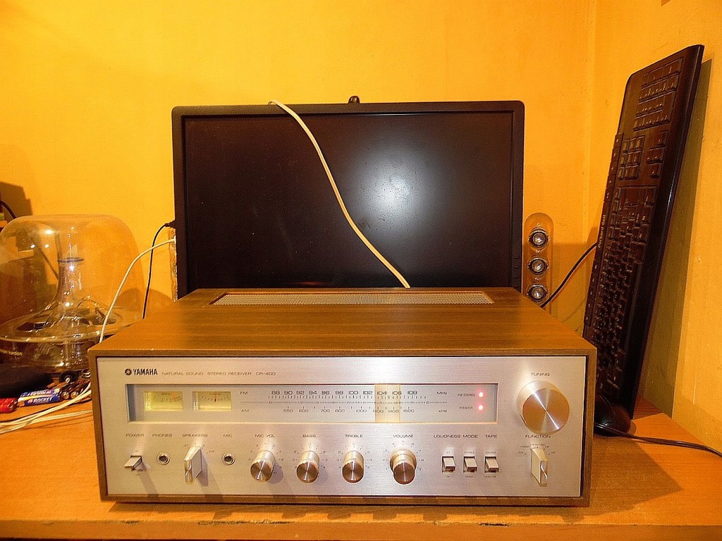 Amplituner Yamaha CR-400 Natural Sound Vintage Top