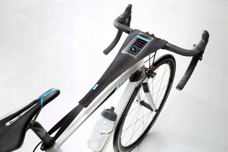 Osłona TACX na rower z kieszenią na smartphone B-C