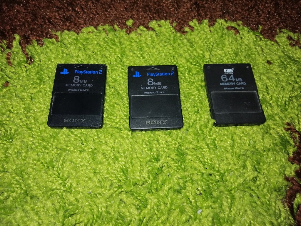 3 x karta pamięci do konsoli PlayStation 2..