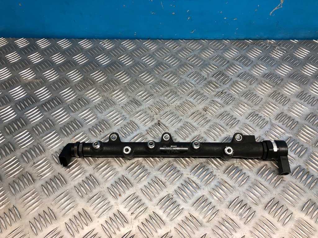 BMW E46 KOMBI LIFT LISTWA WTRYSKOWA CZUJNIK 2,0 D M47 7787164