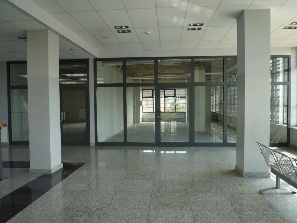 Komercyjne, Leszno, 69 m²