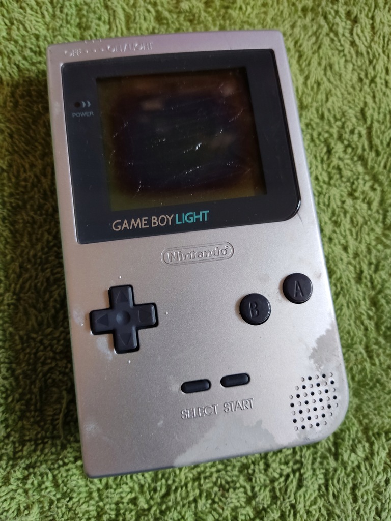 Nintendo Game Boy Light