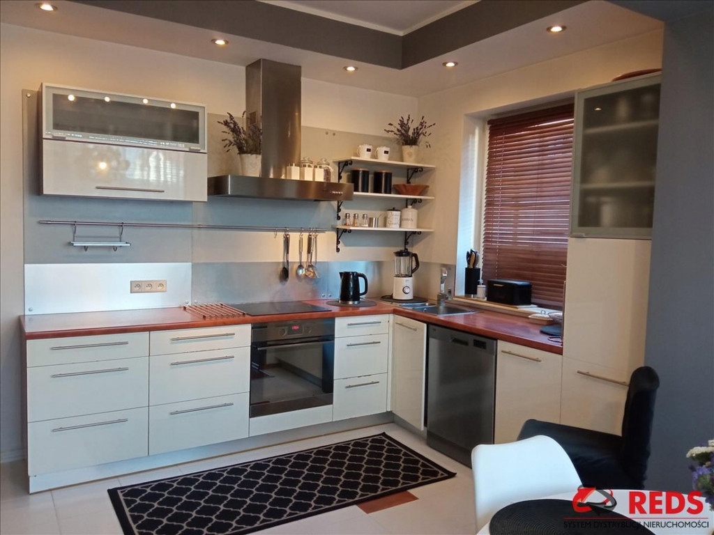 Dom, Piaseczno, Piaseczno (gm.), 275 m²