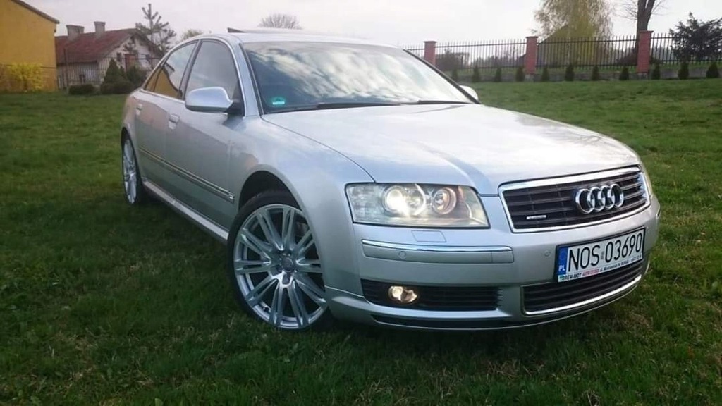 Audi A8 4.2 Quattro 335PS z Niemiec