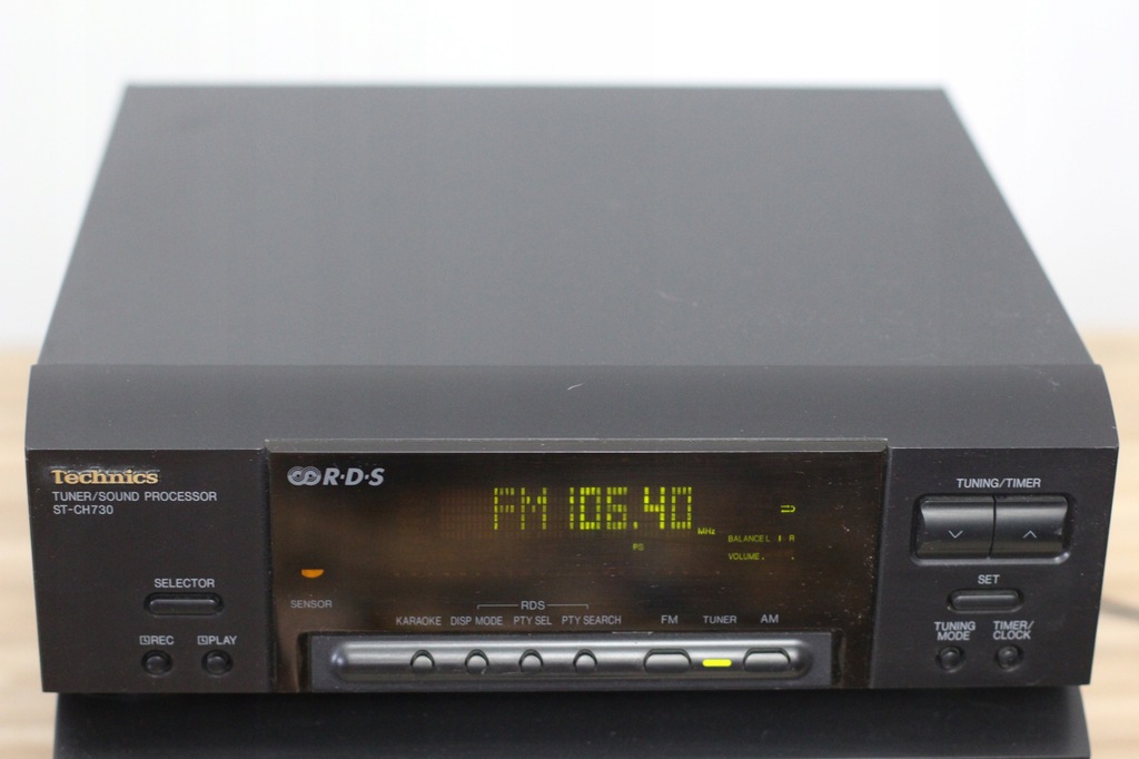 Technics ST-CH730 tuner / procesor , uszk. opis