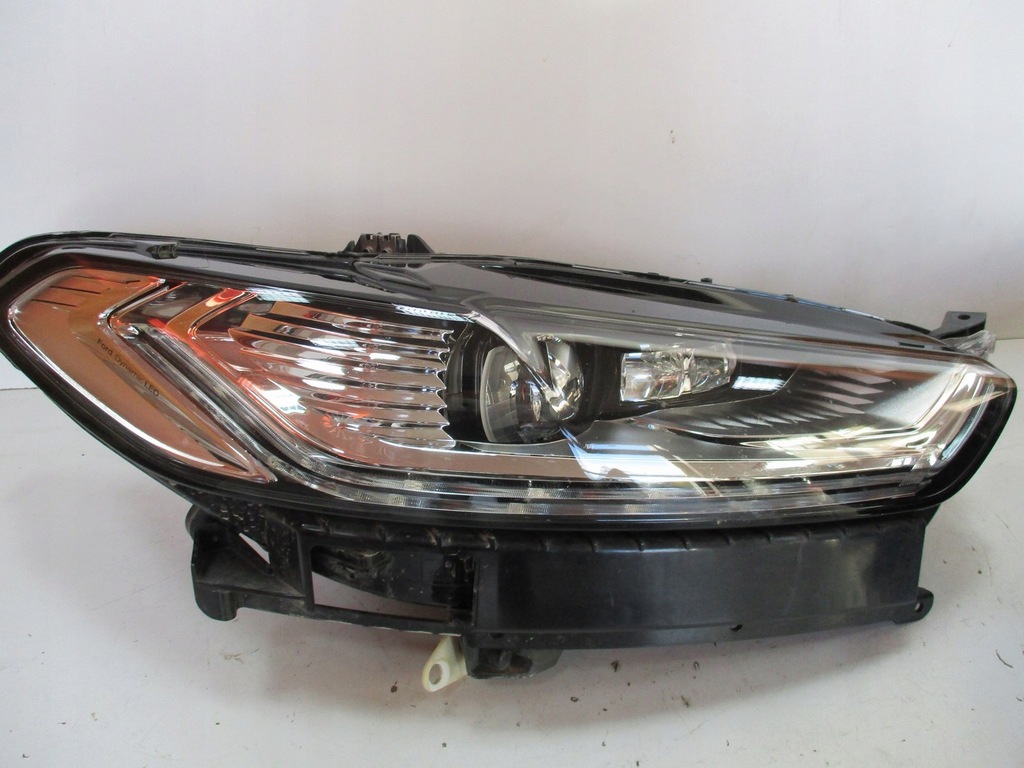 Lampa prawa Full Led FORD MONDEO MK5 7678941652