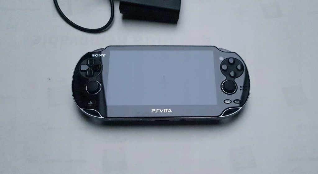 PS Vita OLED przerobiona SD2VITA 32 gb+4000 gier