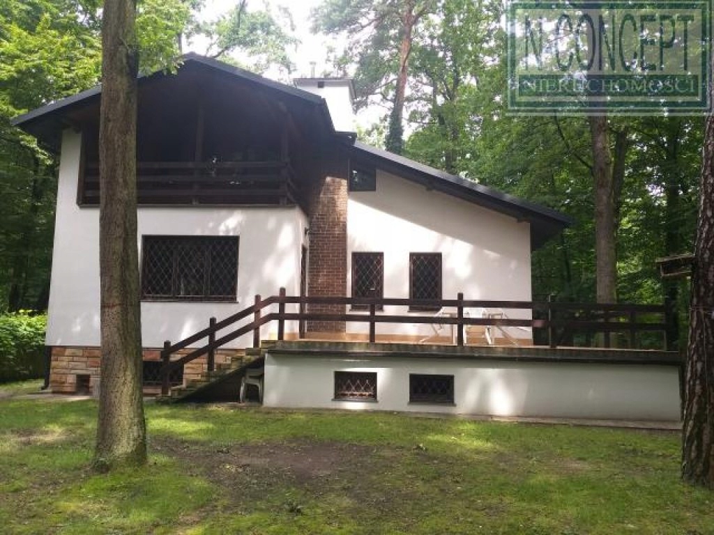 Dom, Podkowa Leśna, Grodziski (pow.), 250 m²