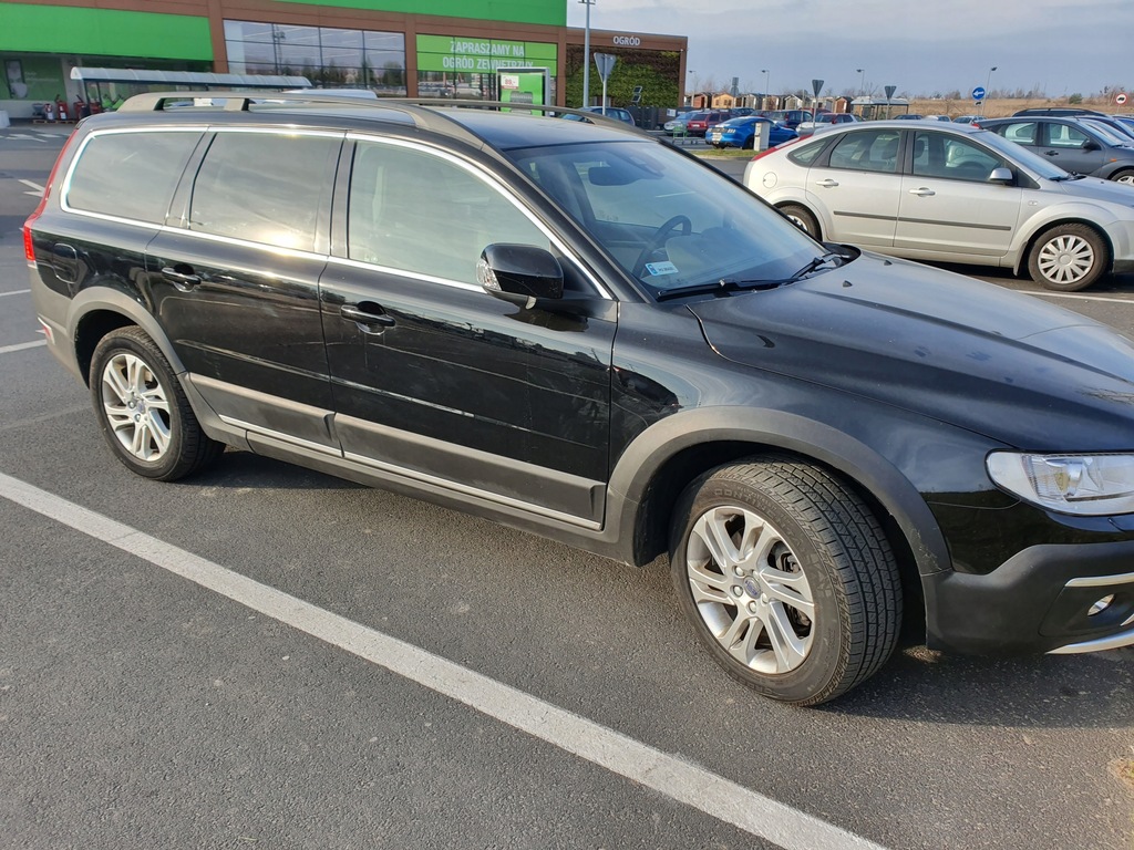 Купить VOLVO XC70 II D4 AWD 181 л.с. 2400 см3: отзывы, фото, характеристики в интерне-магазине Aredi.ru