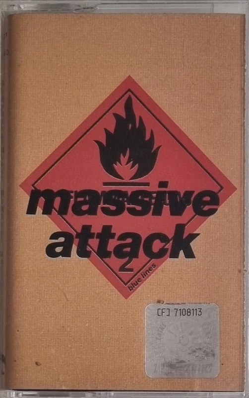 MASSIVE ATTACK BLUE LINES kaseta MC