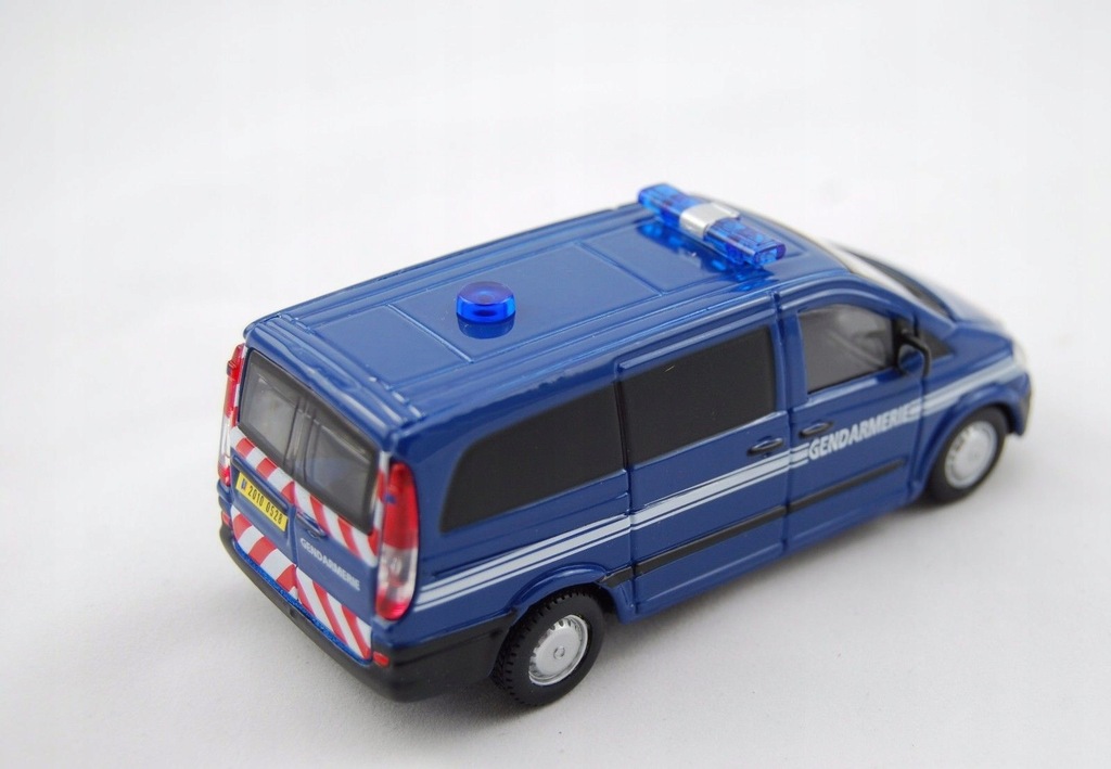 BBURAGO EMERGENCY MERCEDES VITO GENDARMERIE 1:50