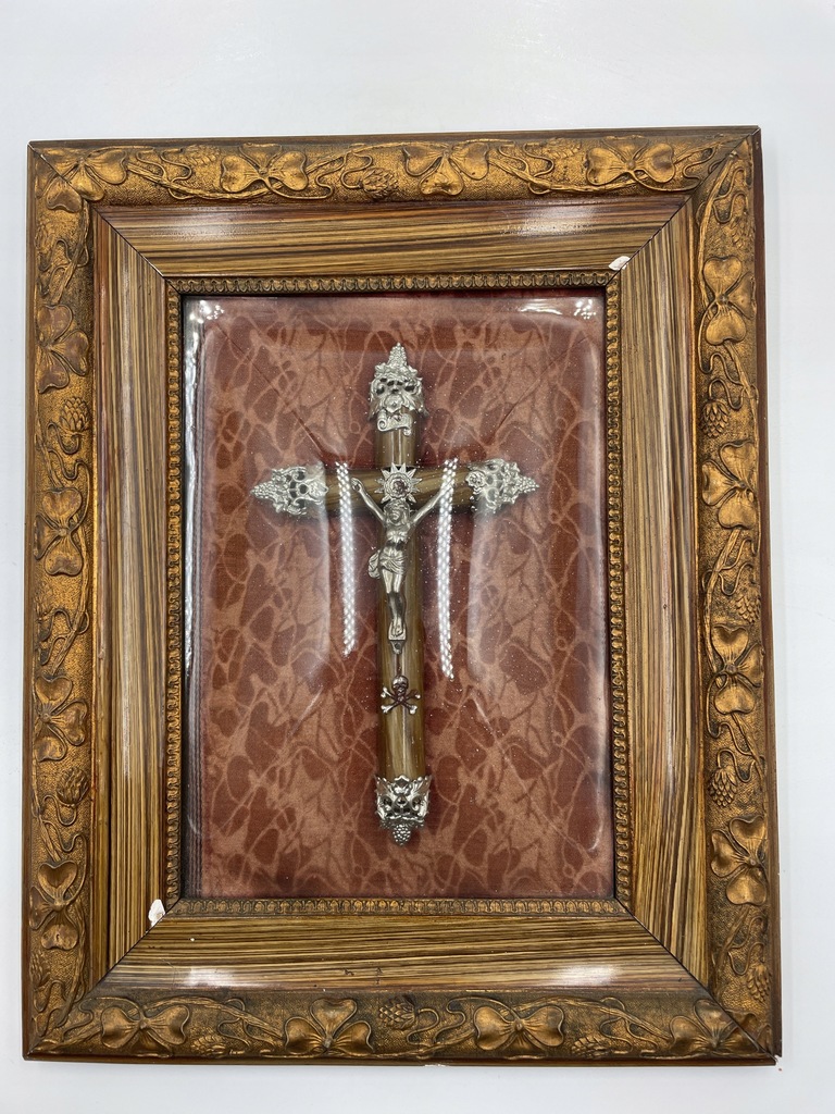 Stary piękny krzyż 34,5x42,9cm