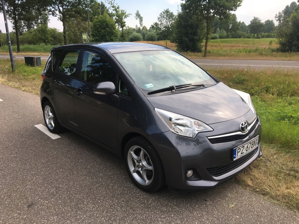 TOYOTA VERSO S (_P12_) 1.4 D4-D (NLP121_) 90 KM