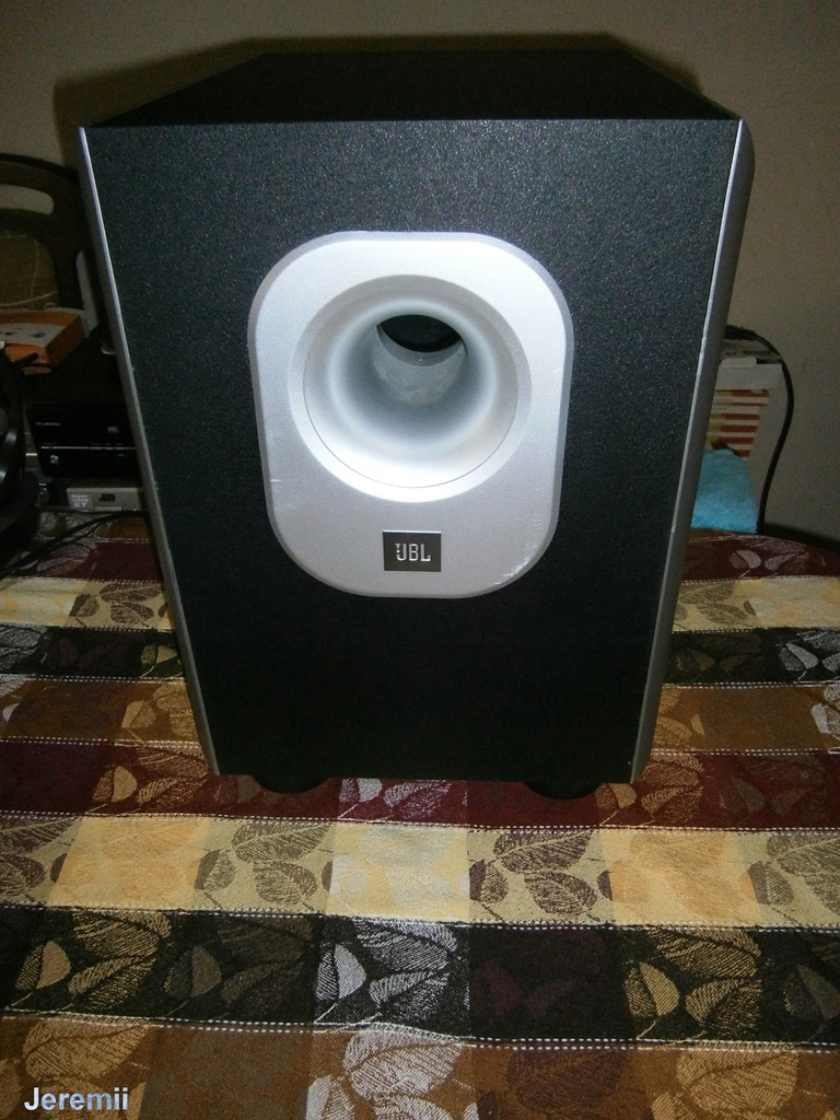 JBL EKSTRA SPRAWNY SUBWOOFER AKTYWNY JBL 140/230