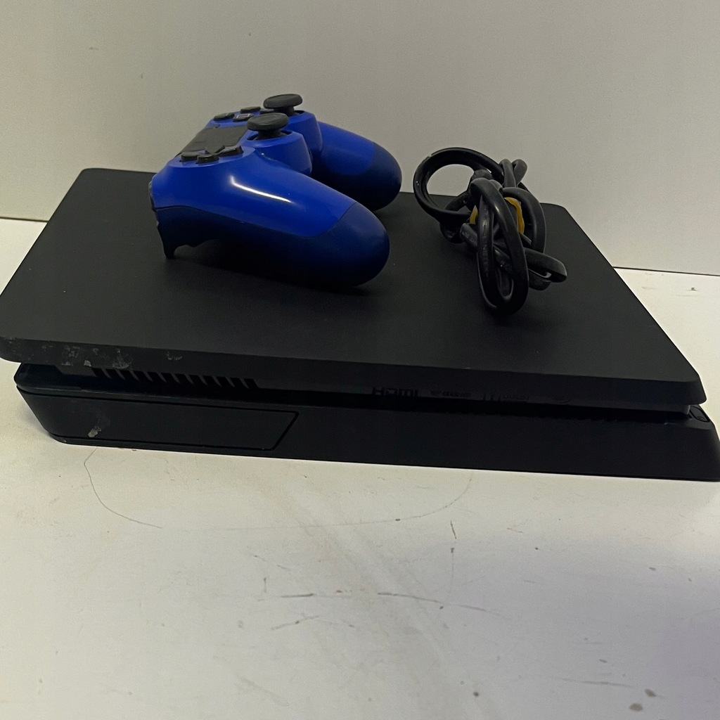 Konsola Sony PlayStation 4 slim 1 TB czarny 5804/23