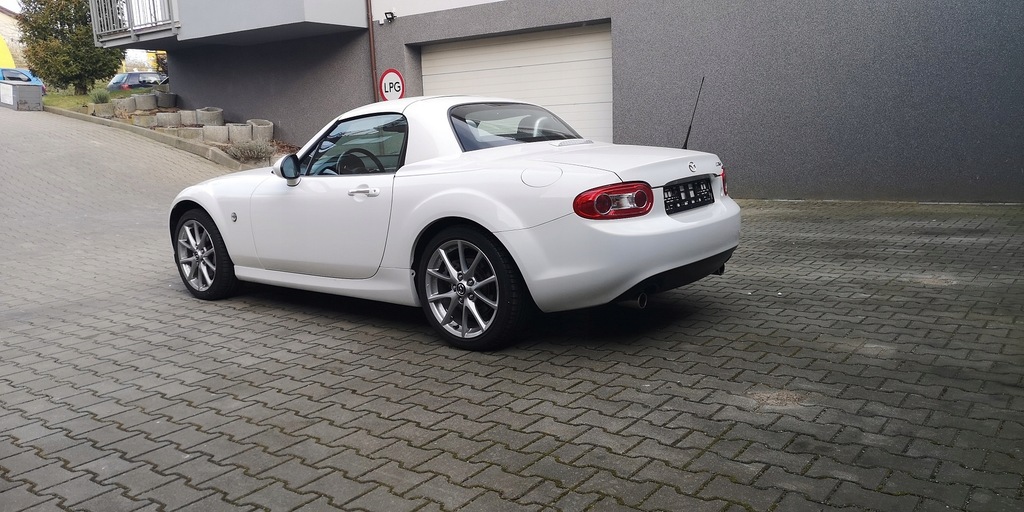 Купить MAZDA MX-5 III (NC) 2.0 160 л.с. Автомат 42 000 км!!!: отзывы, фото, характеристики в интерне-магазине Aredi.ru