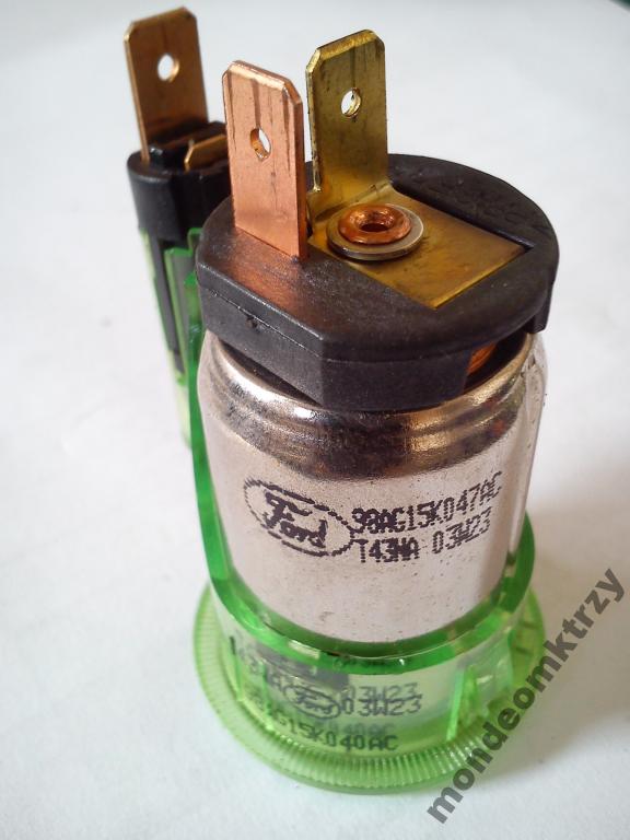 GNIAZDO ZAPALNICZKI 12V FORD MONDEO MK3