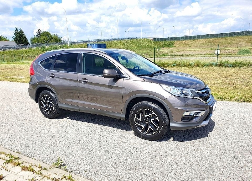 Купить Honda CR-V 2.0 бенз 2016 Варшава: отзывы, фото, характеристики в интерне-магазине Aredi.ru