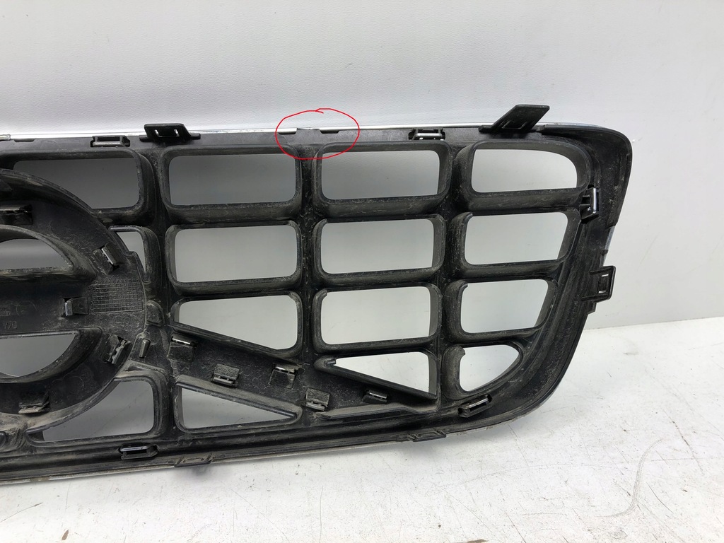 GRILL ATRAPA VOLVO V70 08 12 R DUŻY ZNACZEK 7931027557