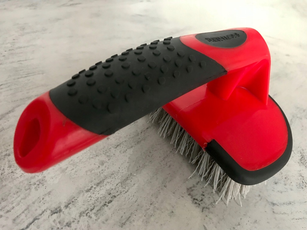 Mothers Contoured Tire Brush Szczotka do opon