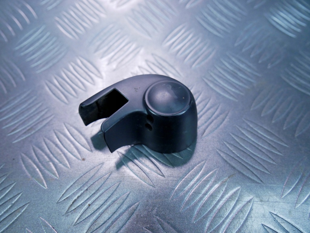 Osłona zaślepka tylnej wycieraczki 4F9955205 AUDI Q7 4L LIFT