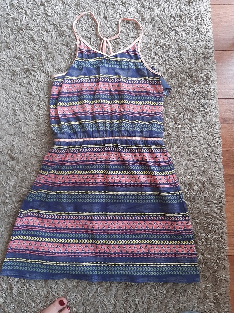 Nowa Sukienka RESERVED 152 cm kolorowa