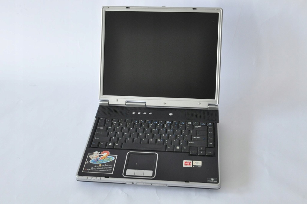 32. Asus A2500D C24M AMD Athlon XP-M 2800/256MB