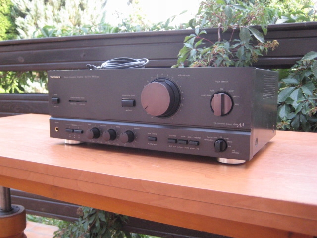 SU-V570 Technics Stereo Int Amplifier Wzmacniacz 1