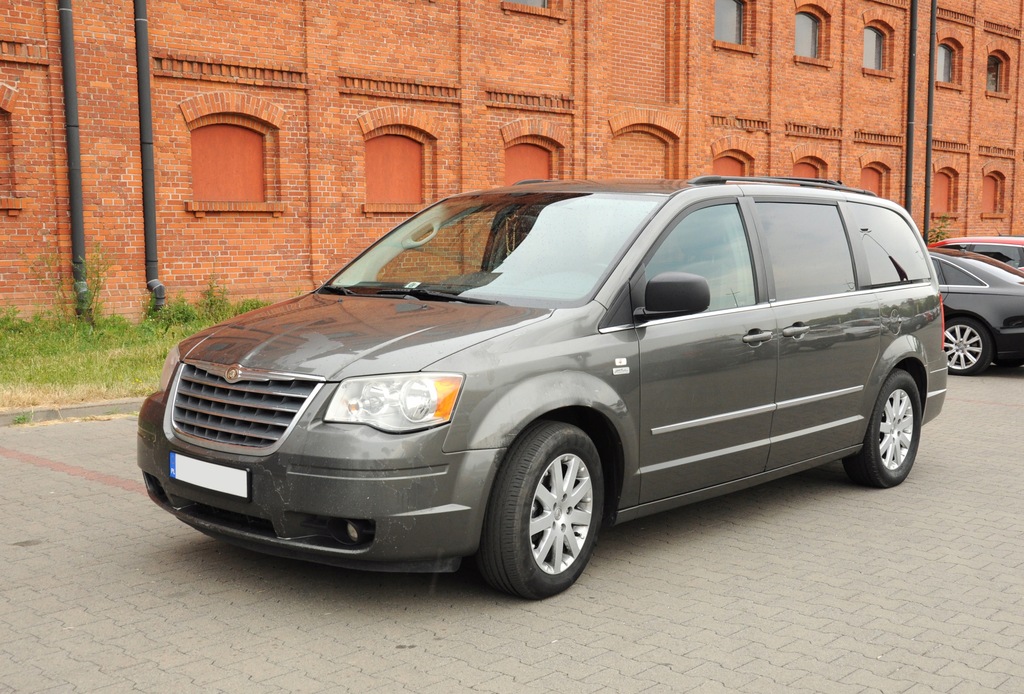 Chrysler Town&Country 2010 r.