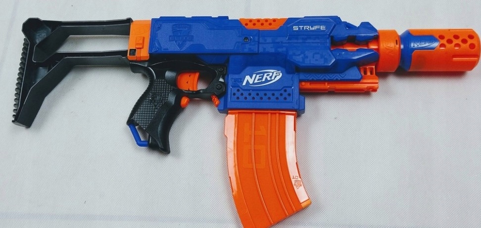 Nerf Blaster Stryfe CQ-10 Elite pistolet 11848579797 - oficjalne archiwum Allegro