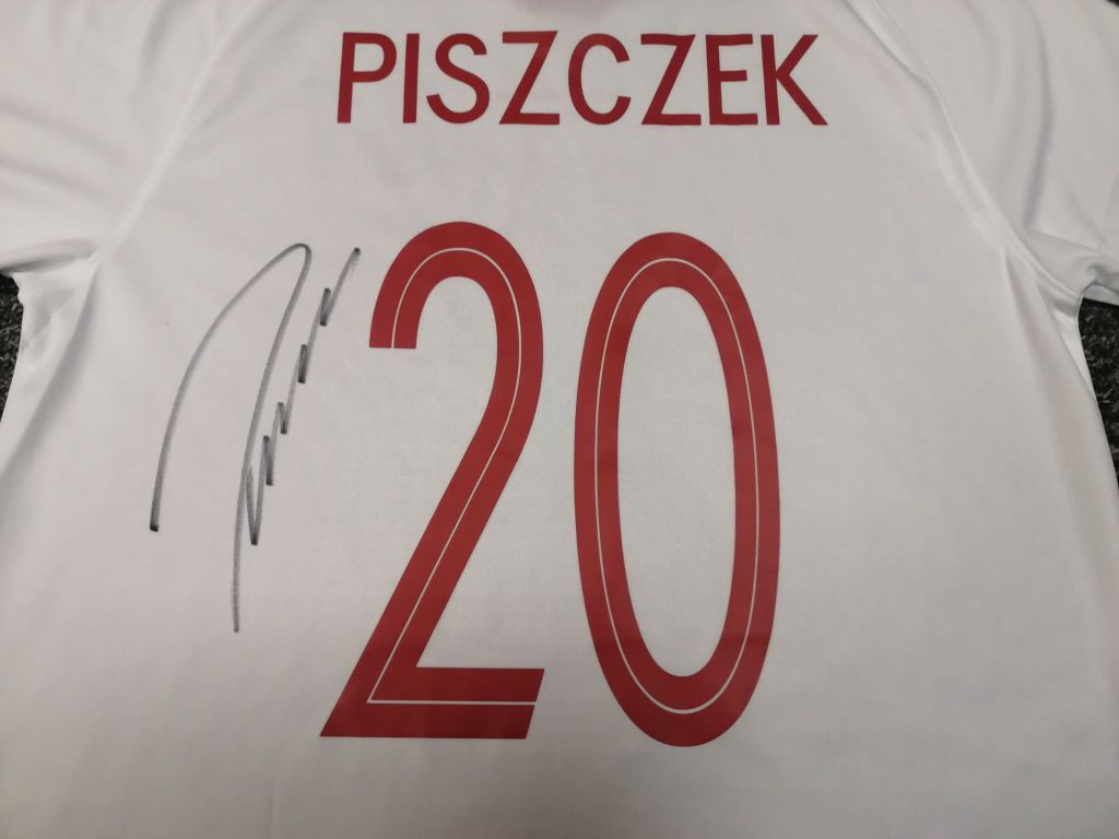 Piszczek - limitowana koszulka (POL) z autografem!