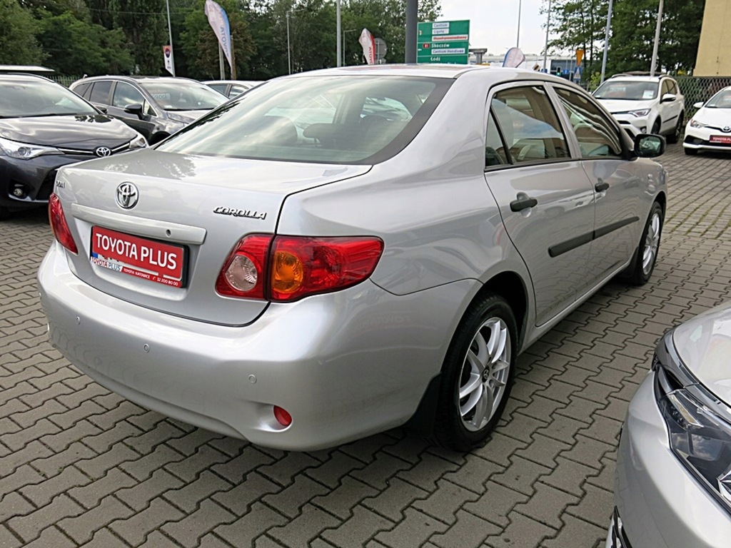 Toyota Corolla 1.4 VVTi Terra 8316805049