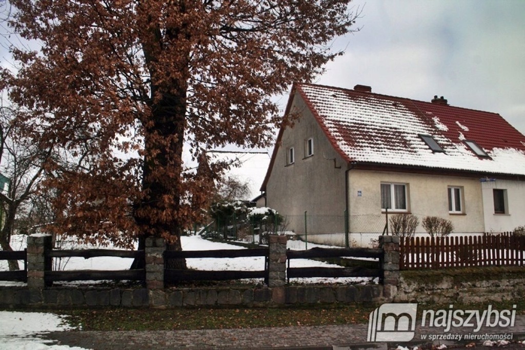 Dom, Łobez, Łobez (gm.), Łobeski (pow.), 90 m²