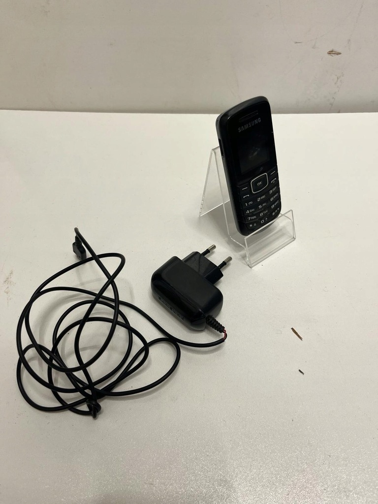 Telefon komórkowy Samsung GT-E1280 (47/24)