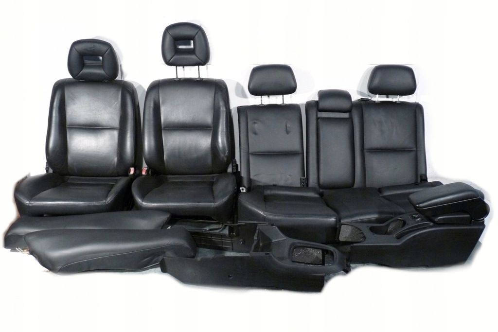 Fotele kanapa Mitsubishi Carisma 1999-2004 LIFT