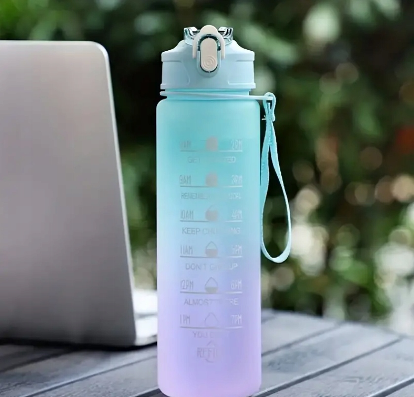 Bidon na Wodę 750 ml – Idealny Towarzysz Dla Ciebie! kolor zielony