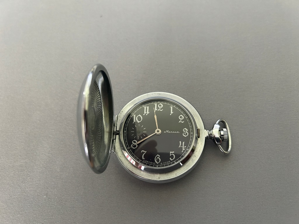Zegarek kieszonkowy firmy Mołnia - Stan fabryczny, jak nowy -Vintage ZSRR