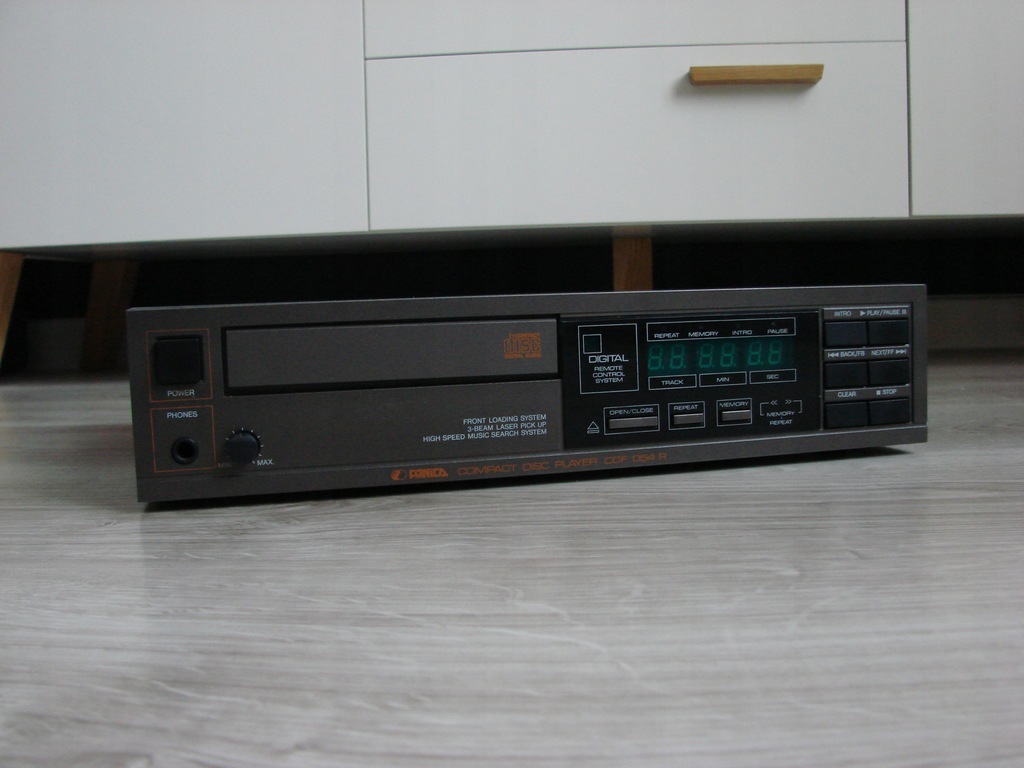 ODTWARZACZ CD UNITRA FONICA CDF 004R 054 R ZM 3000