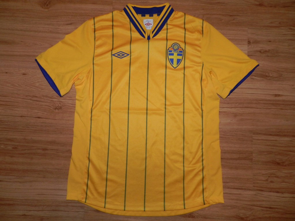 SWEDEN Umbro 2012/2013 Home L _ IDEALNA _