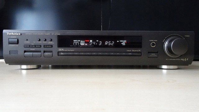 ST-GT550 Technics Stereo Synthesizer Tuner Radio