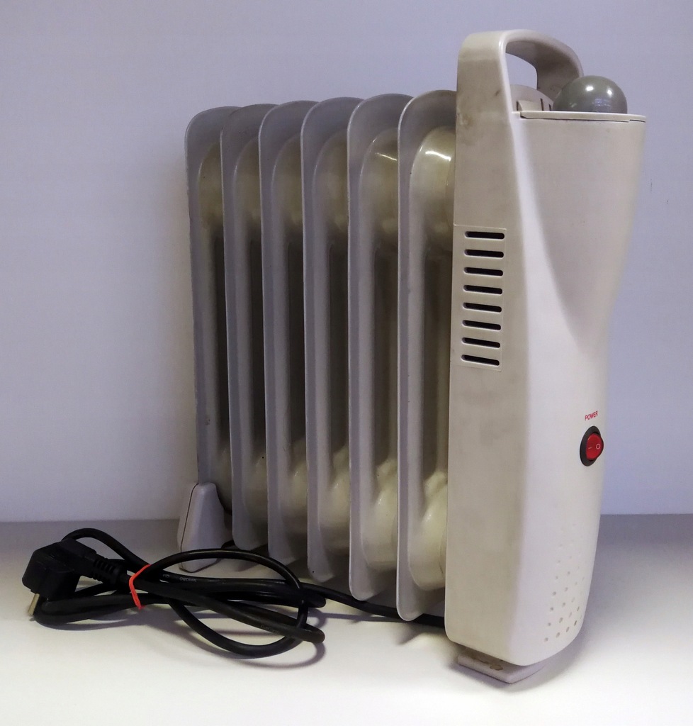 Grzejnik olejowy Tesco OFR86 700W