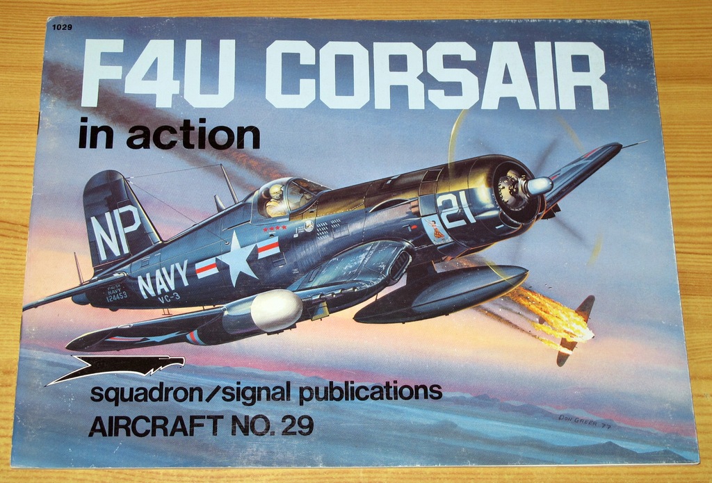 F4U Corsair in action - Squadron