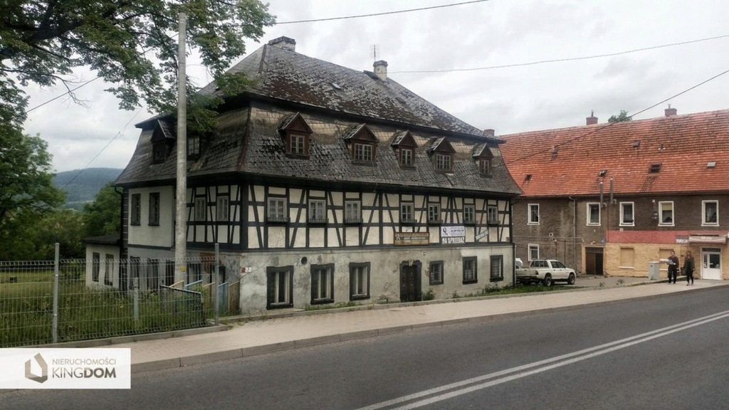Obiekt zabytkowy, Głuszyca, Głuszyca (gm.), 700 m²