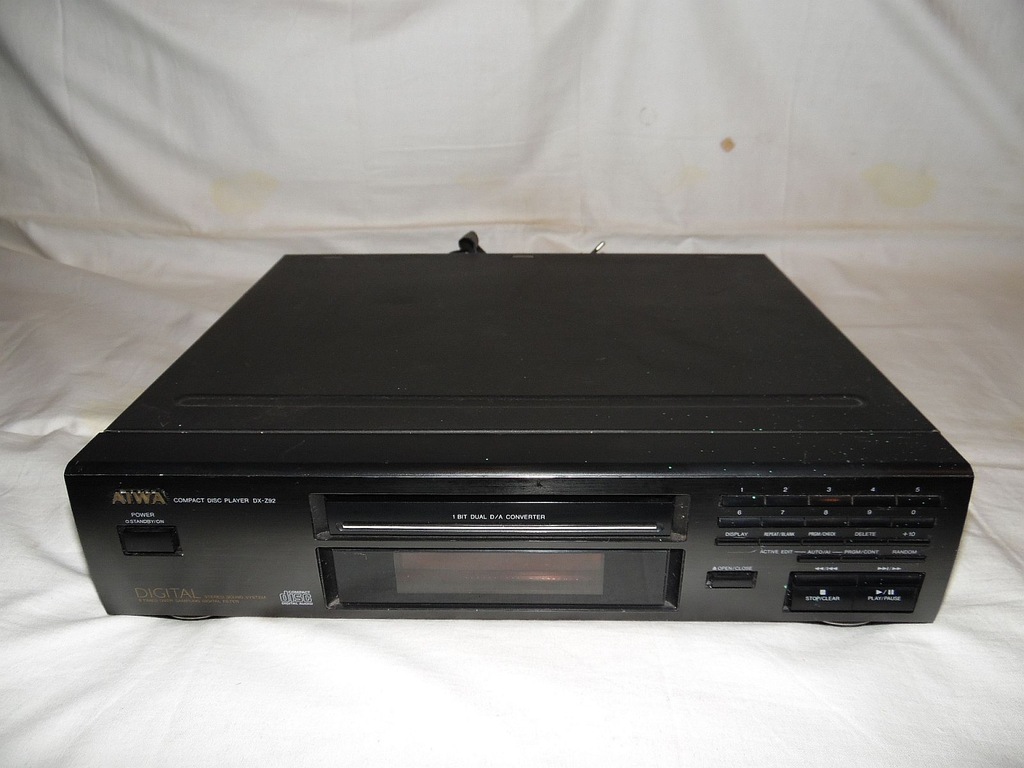 Odtwarzacz płyt CD AIWA DX-Z92 Digital Out KSS-210 Odtwarzacz płyt CD AIWA DX-Z92 Digital Out KSS-210