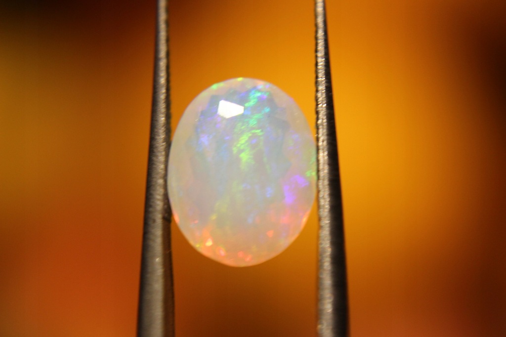 Opal kamień naturalny 1.80ct
